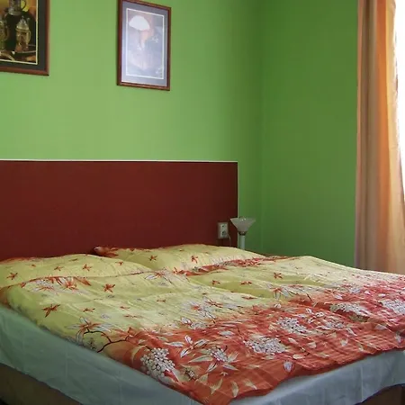 Guest house Telephone 3*
